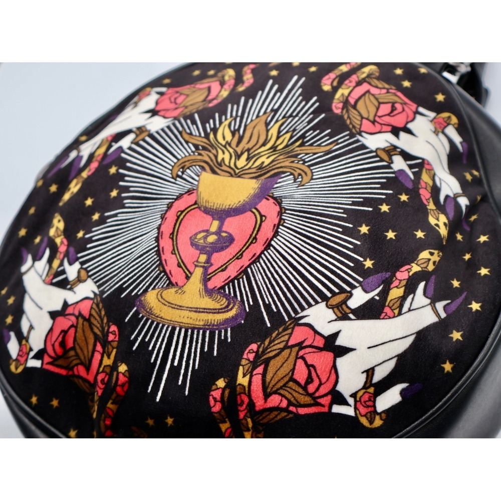 Banned Alternative Round Satchel Bag Gothic Tattoo Art Sacred Heart Roses - Picture 2 of 10